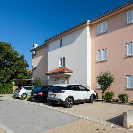 Apartments Crnekovic IV Baška Dış mekan fotoğraf