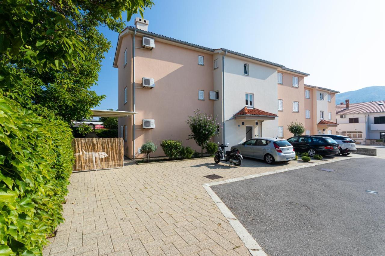 Apartments Crnekovic IV Baška Dış mekan fotoğraf