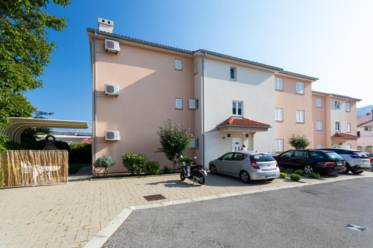 Apartments Crnekovic IV Baška Dış mekan fotoğraf