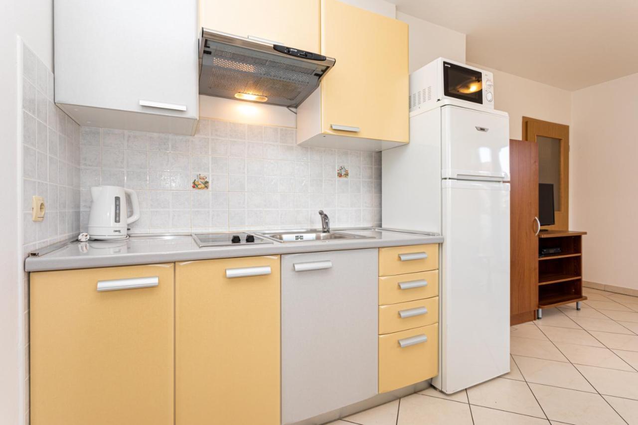 Apartments Crnekovic IV Baška Dış mekan fotoğraf