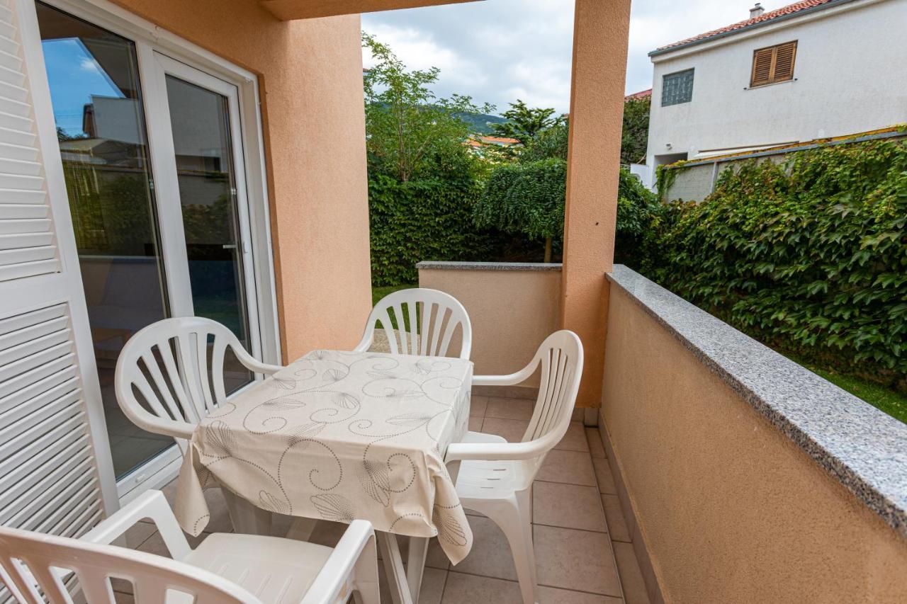 Apartments Crnekovic IV Baška Dış mekan fotoğraf