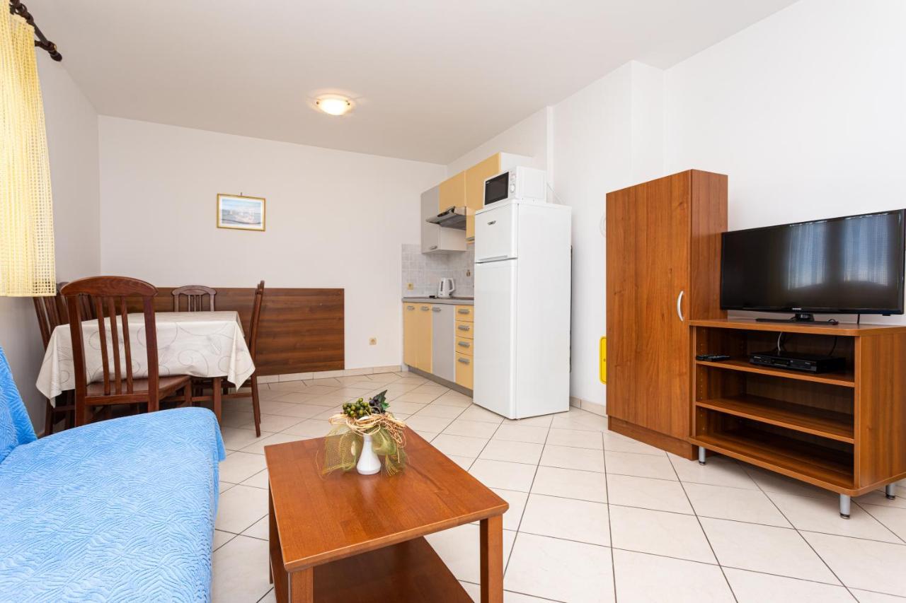 Apartments Crnekovic IV Baška Dış mekan fotoğraf