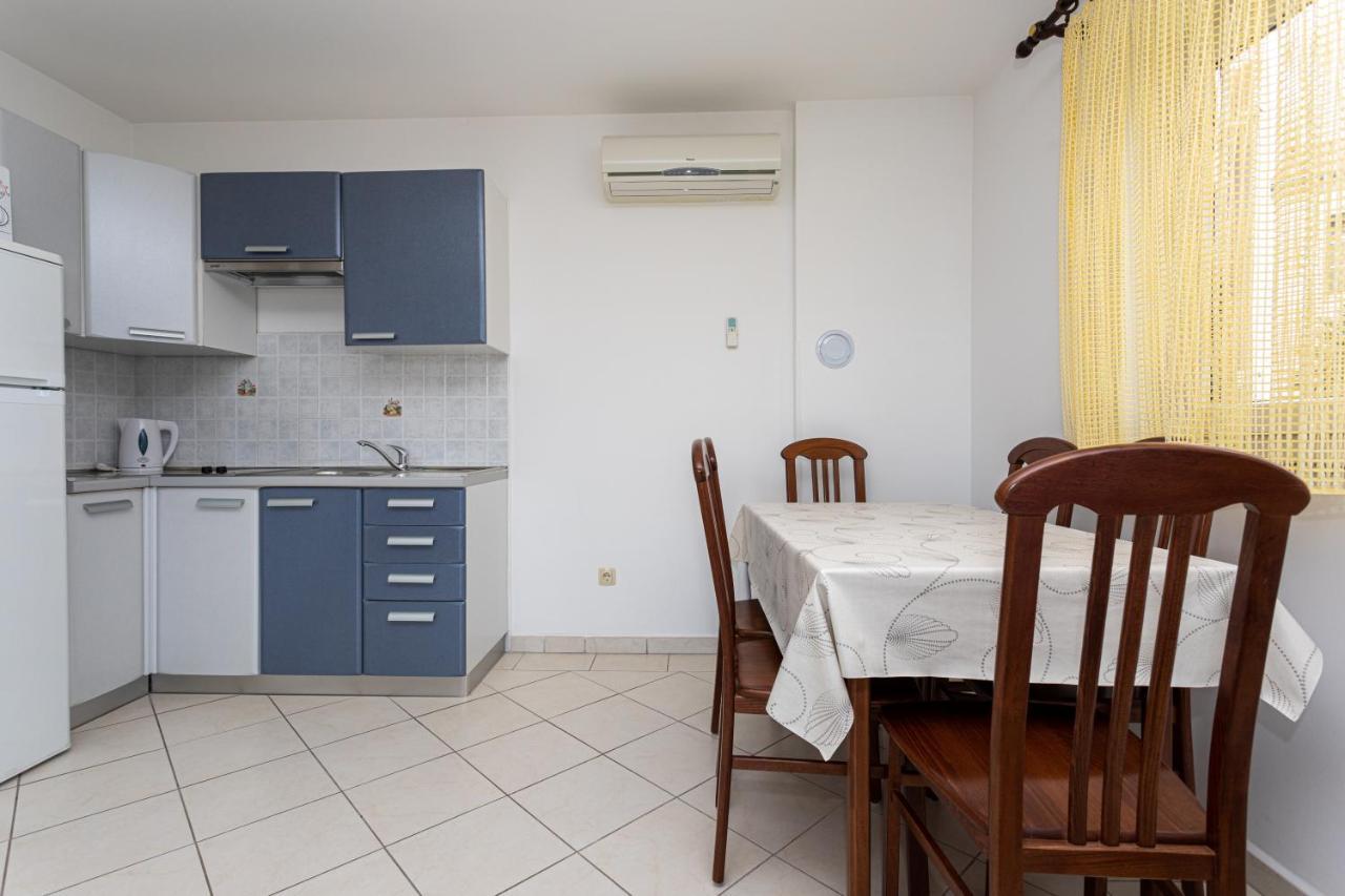 Apartments Crnekovic IV Baška Dış mekan fotoğraf